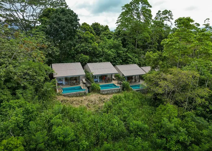 Celestial Hills - Villas & Suites By The Clarks