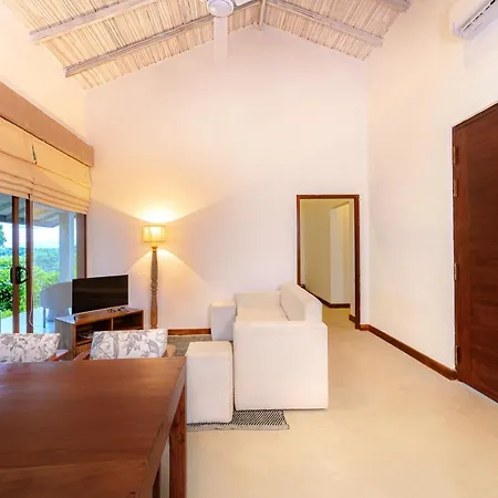 Celestial Hills - Villas & Suites By The Clarks Kandy Exterior photo